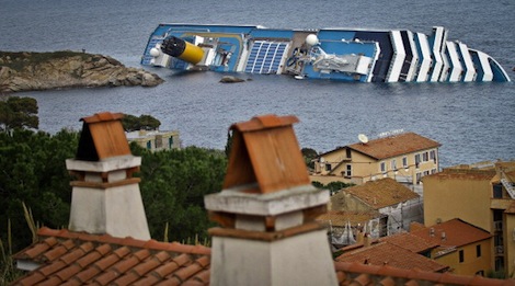 Cruise ship accident a warning to yachts?
