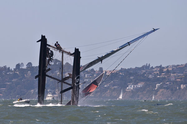 Image for article Russell Coutts capsizes an Oracle AC45 in San Francisco Bay