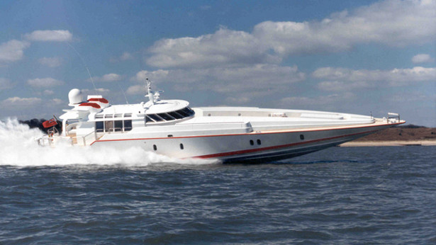 Image for article Week in Superyacht Brokerage: two sales made and drop in price reductions