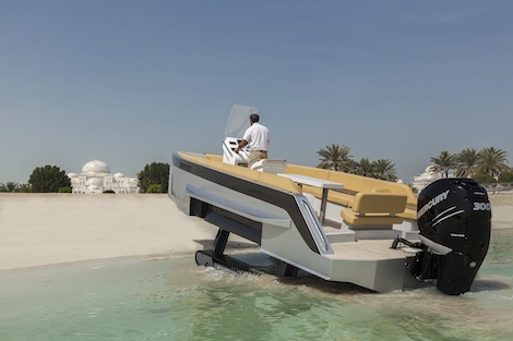 Image for article Iguana Yachts makes amphibious tracks in the Middle East