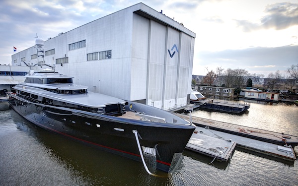 Image for article Feadship launches 46.4m 'Kiss' on Valentines Day