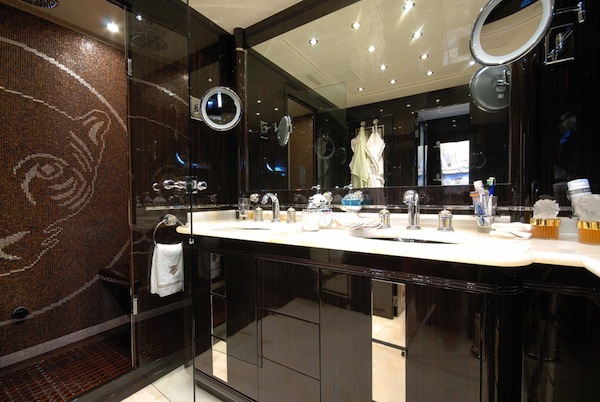 Image for article Domus: Crowning Glory