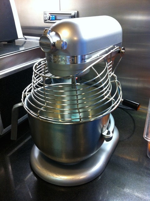 Image for article KitchenAid mixer: 6.9 litre