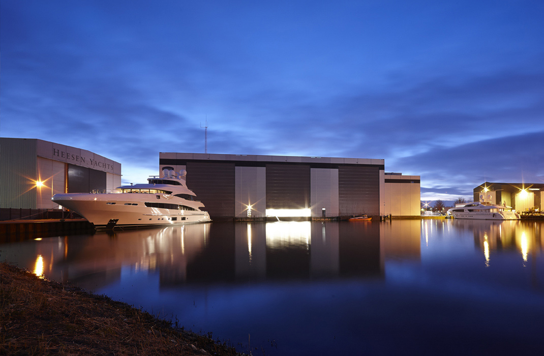 superyacht party amsterdam